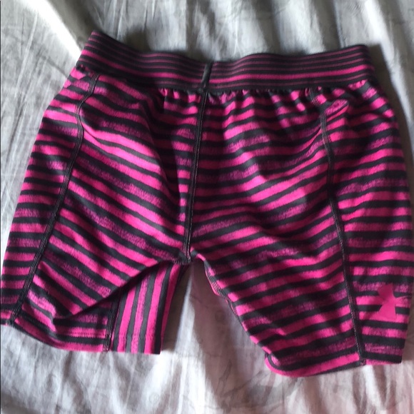 Under armor spandex - Picture 2 of 3